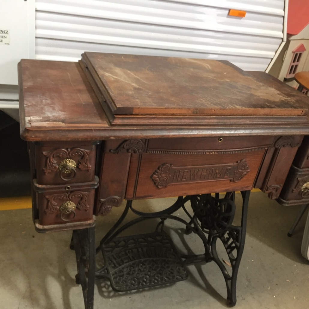 Before - Old Sewing Machine to Restore